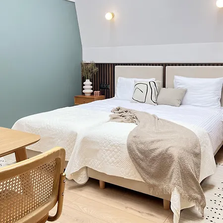 Apartahotel Monciak55 By Staylab 3*