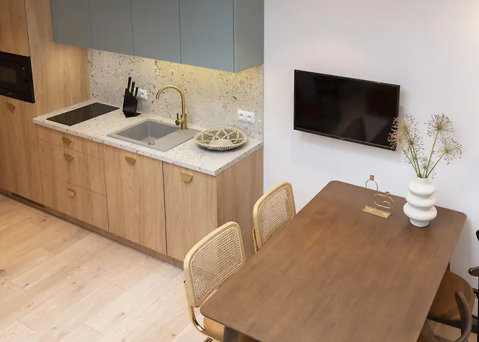 Aparthotel Monciak55 By Staylab